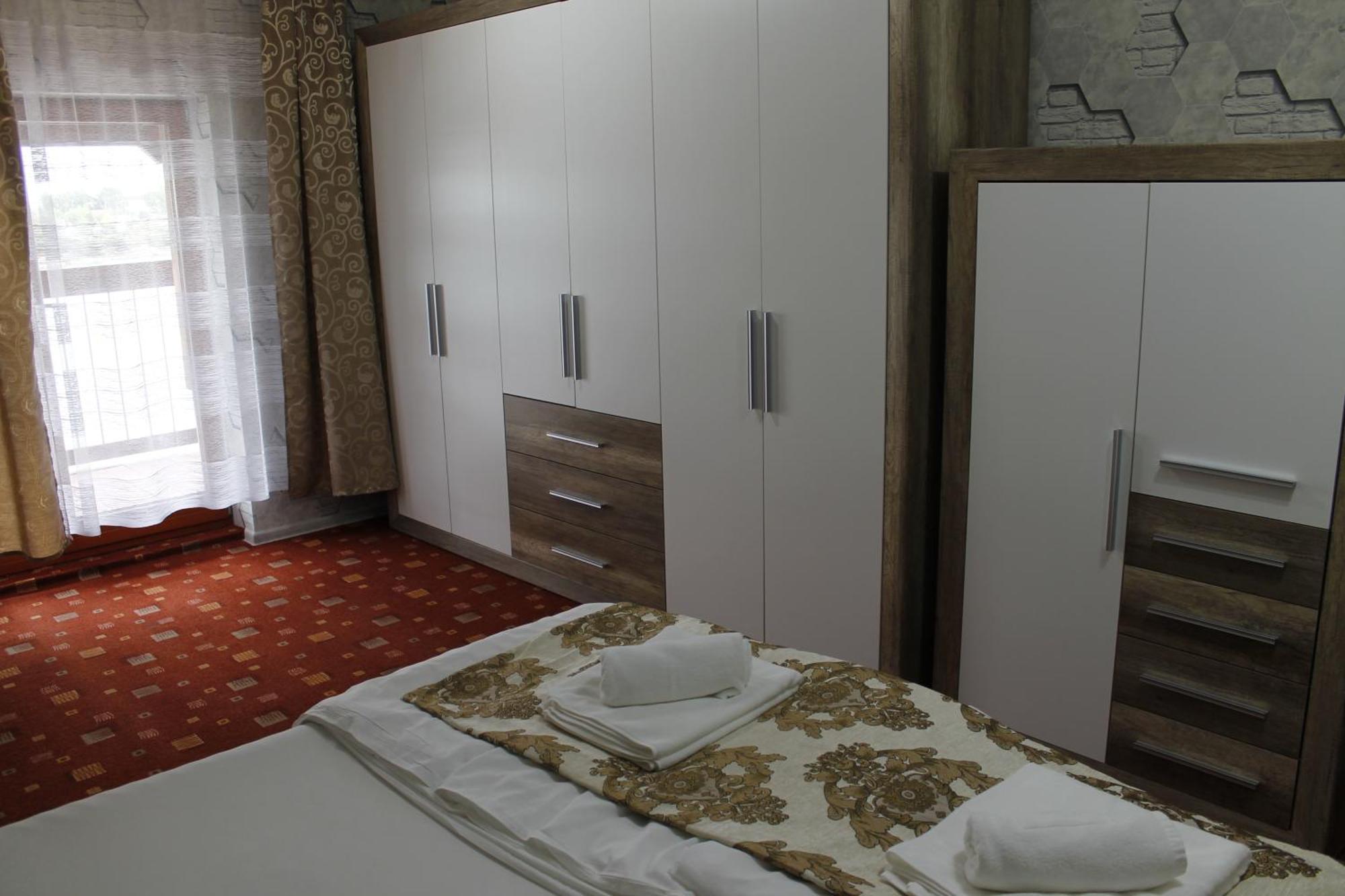 Apartmánový Wellness Garni Hotel Relax Senec Zimmer foto
